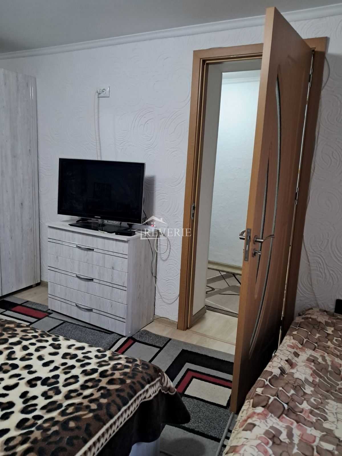 2-1-0-59751.  For Sale Half House Cahul,  Center 55000€