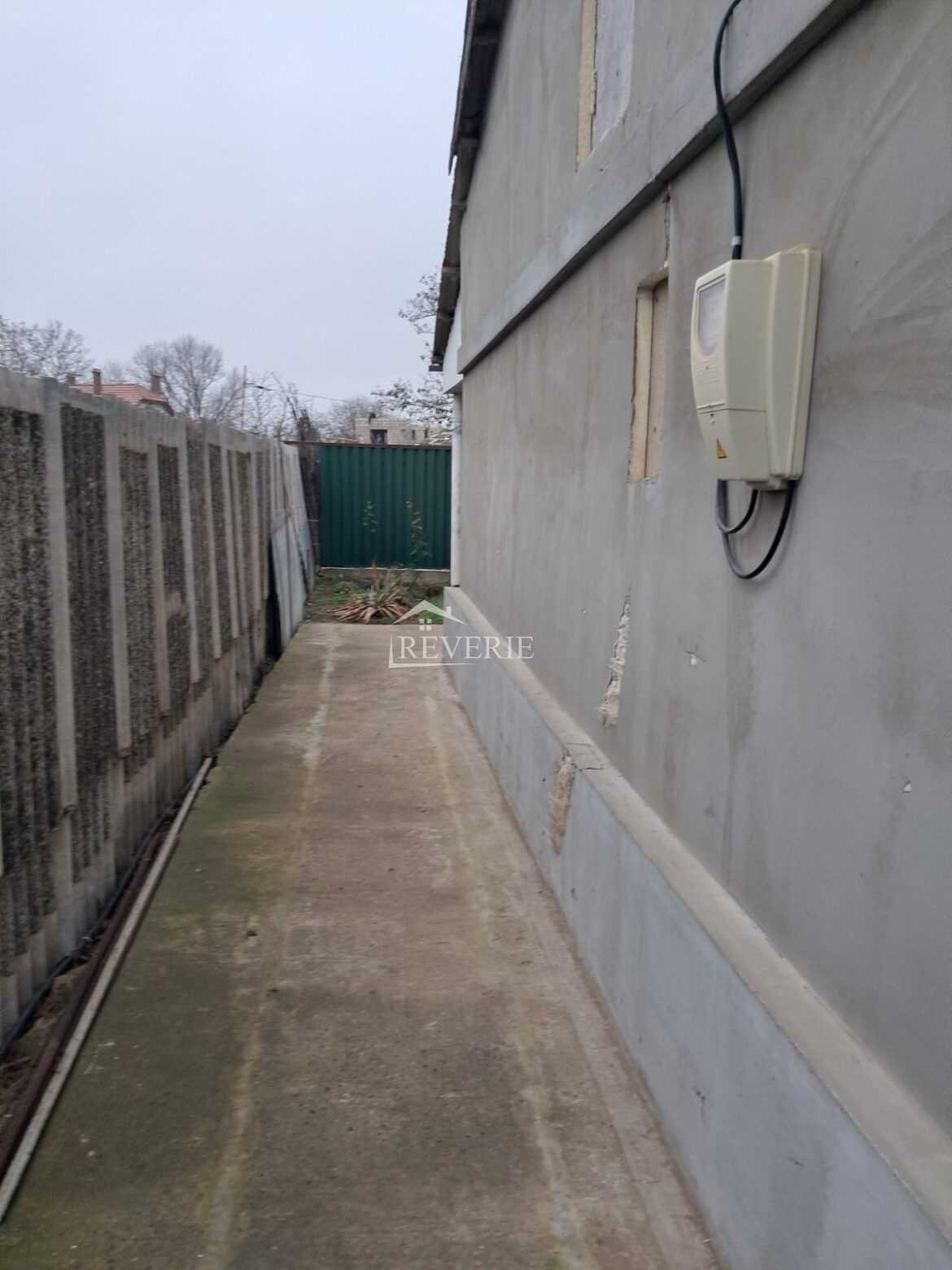 14-13-12-11-10-9-8-7-6-5-4-3-2-1-0-59751.  For Sale Half House Cahul,  Center 55000€