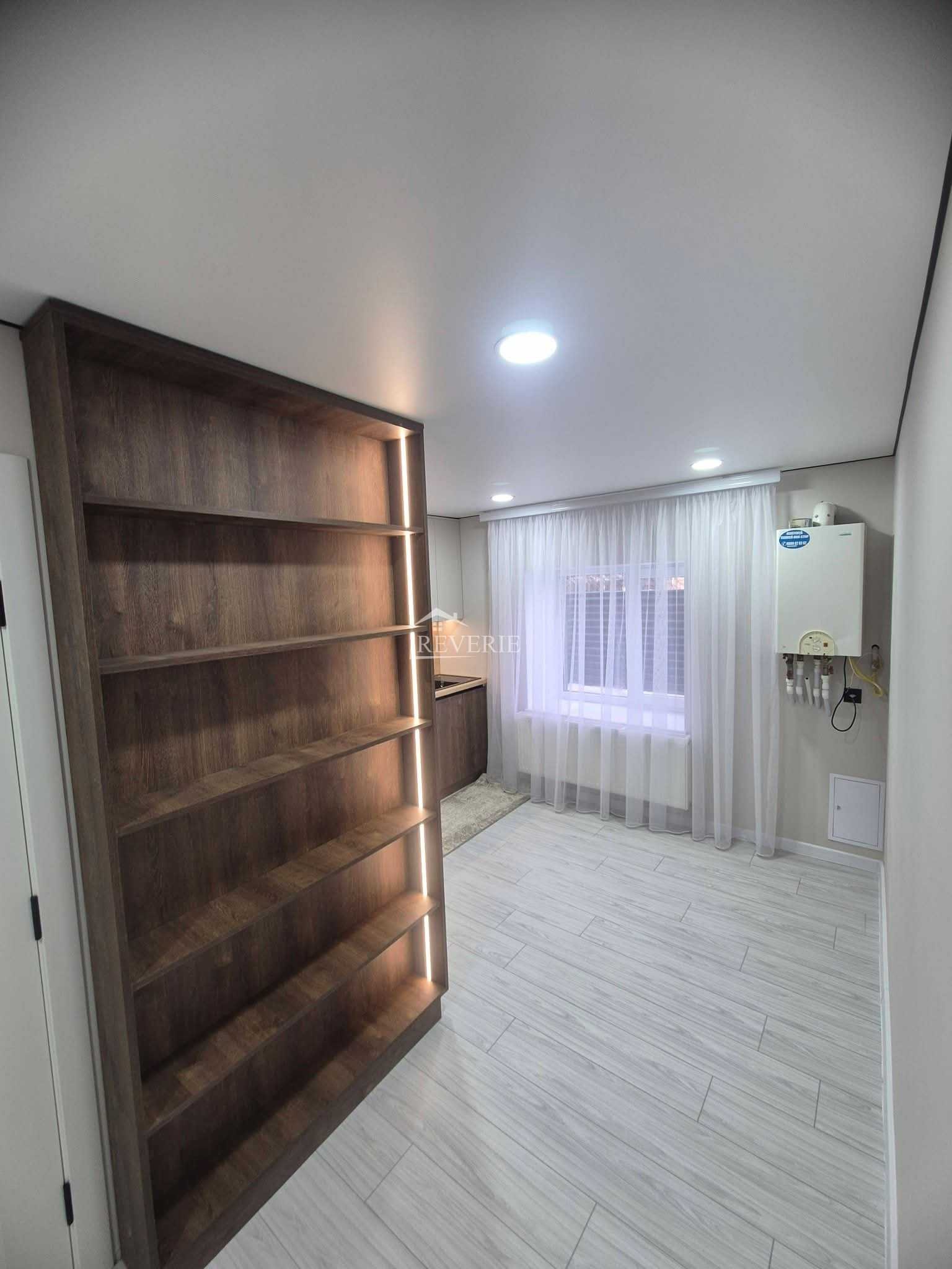 8-7-6-5-4-3-2-1-0-59769.  For Sale House Cahul,  Center 198000€