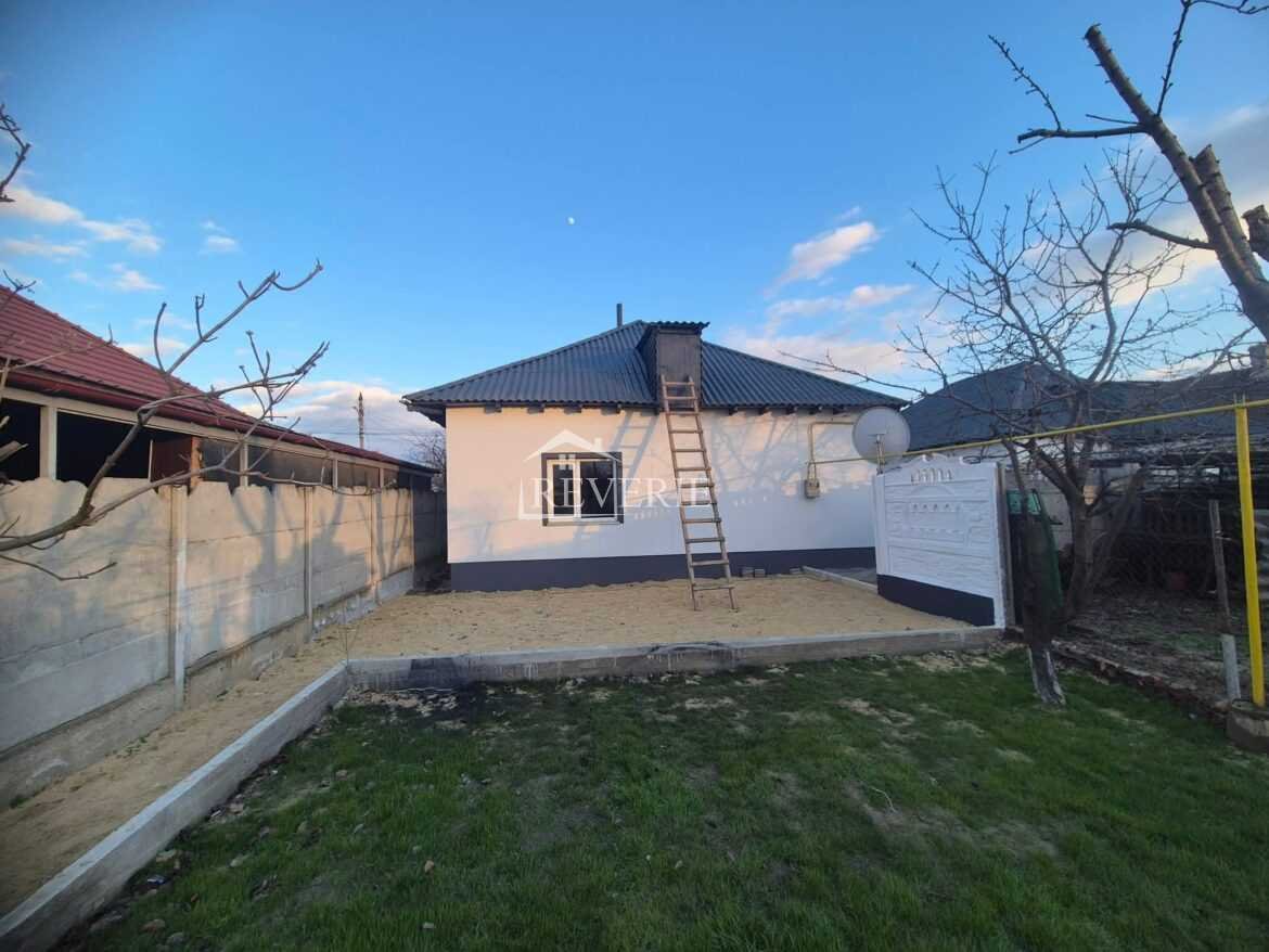 2-1-0-59769.  For Sale House Cahul,  Center 198000€