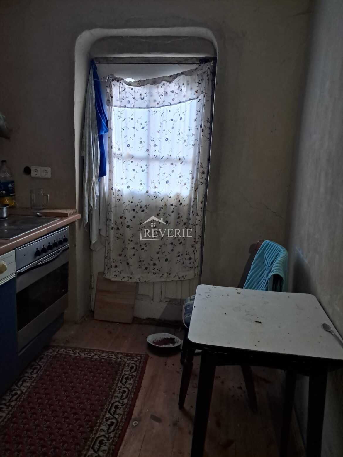 12-11-10-9-8-7-6-5-4-3-2-1-0-59834.  For Sale House  30000€