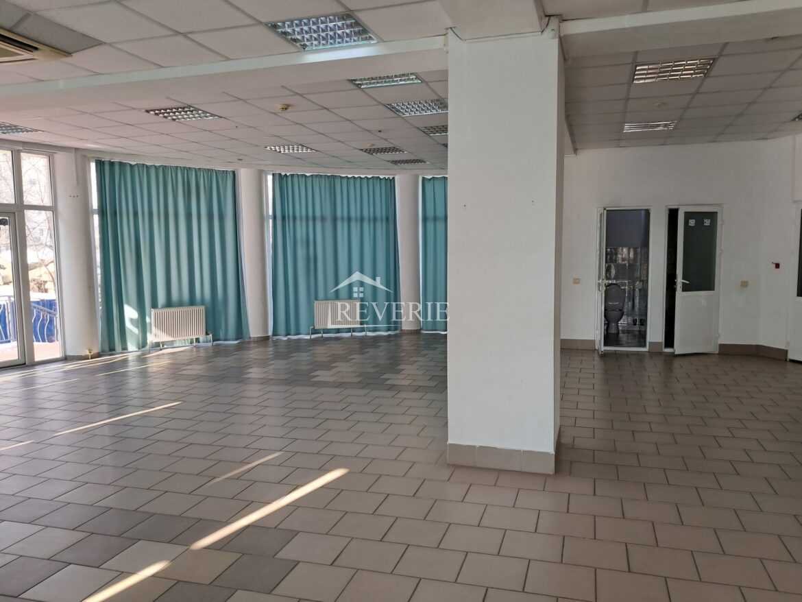 0-59887.  Сдается в аренду Коммерция Кахул,  Центр 1000€ в месяц