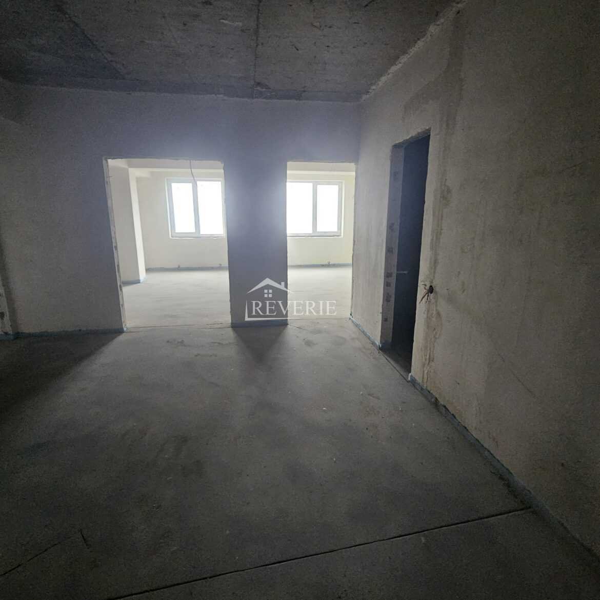 7-6-5-4-3-2-1-0-59991.  Продается Квартира Кахул,  Центр 1000€