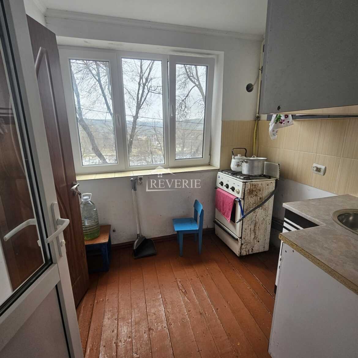 2-1-0-60153.  Se vinde Apartament Кагул,  Fabrica de Vinuri 18000€