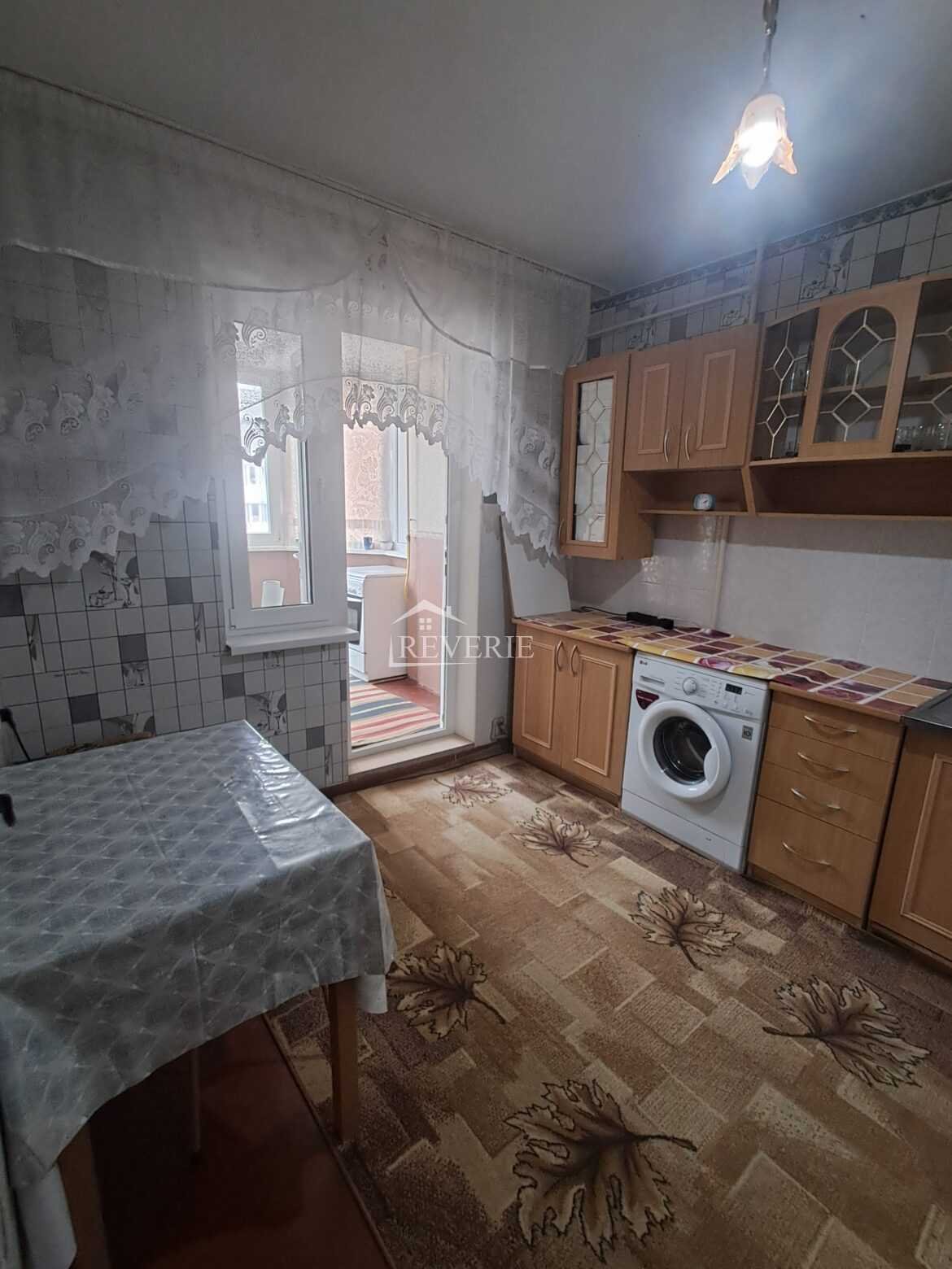 1-0-60162.  Продается Квартира Кахул,  Лапаевка 95000€