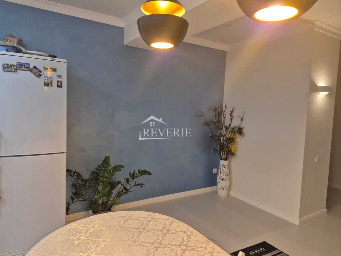 11-10-9-8-7-6-5-4-3-2-1-0-60278.  Se vinde Apartament Cahul,  Centru 120000€