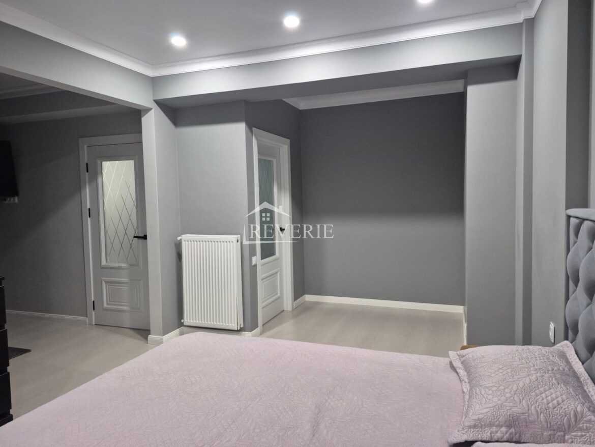 10-9-8-7-6-5-4-3-2-1-0-60278.  Se vinde Apartament Cahul,  Centru 120000€