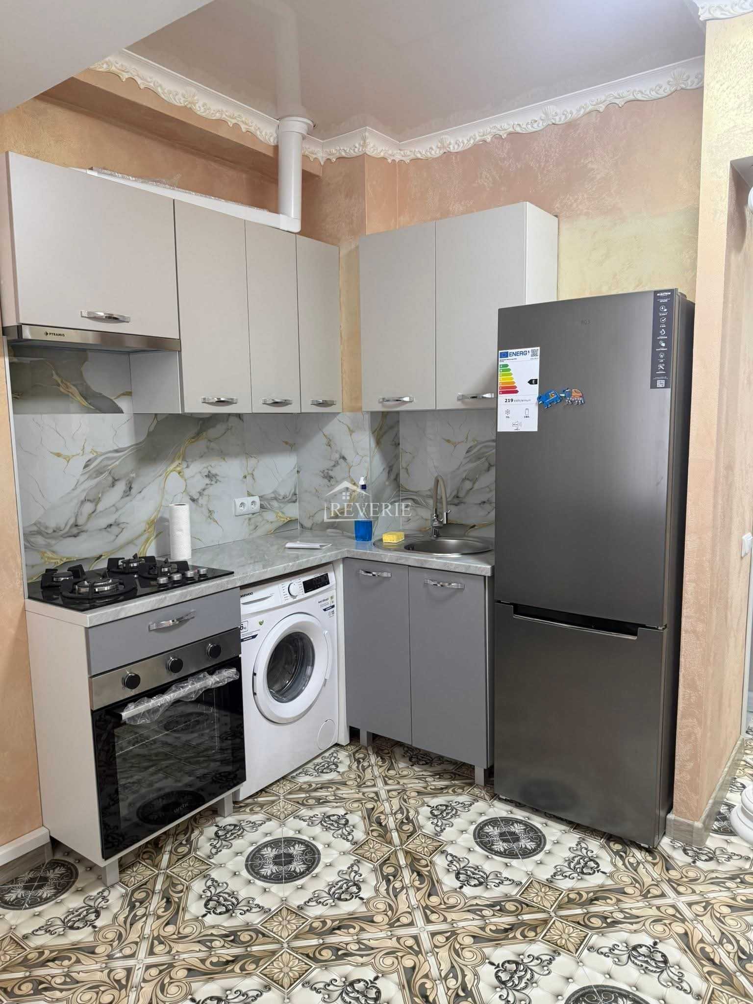 2-1-0-60305.  Se vinde Apartament Cahul,  Autogara 58000€