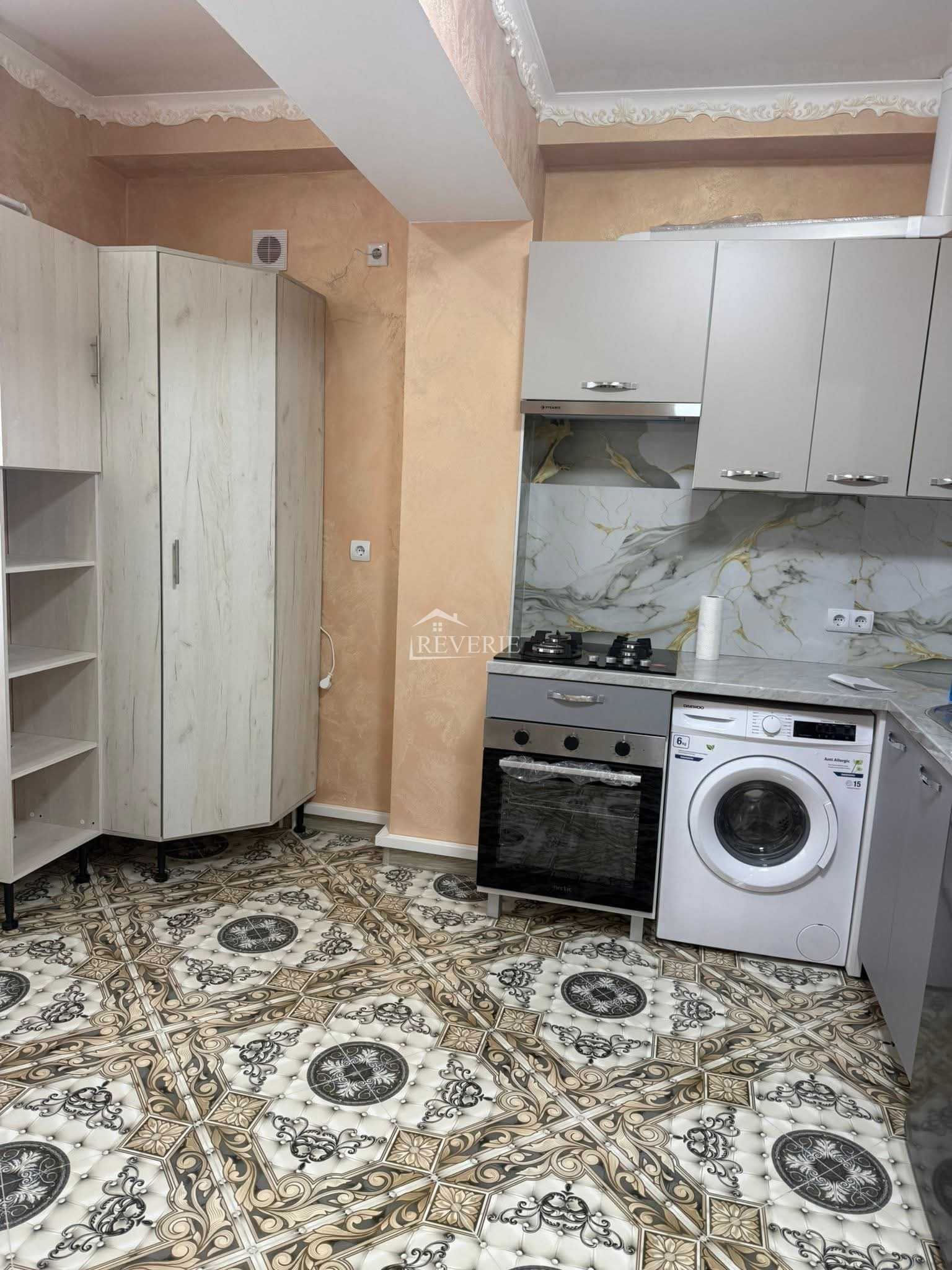 3-2-1-0-60305.  Se vinde Apartament Cahul,  Autogara 58000€