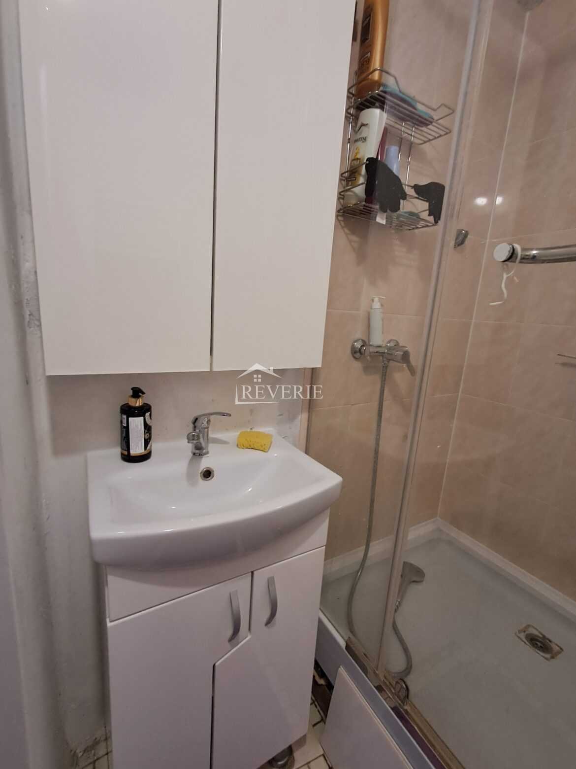 8-7-6-5-4-3-2-1-0-60348.  Продается Квартира Кахул,  15 микро р-н. 65000€