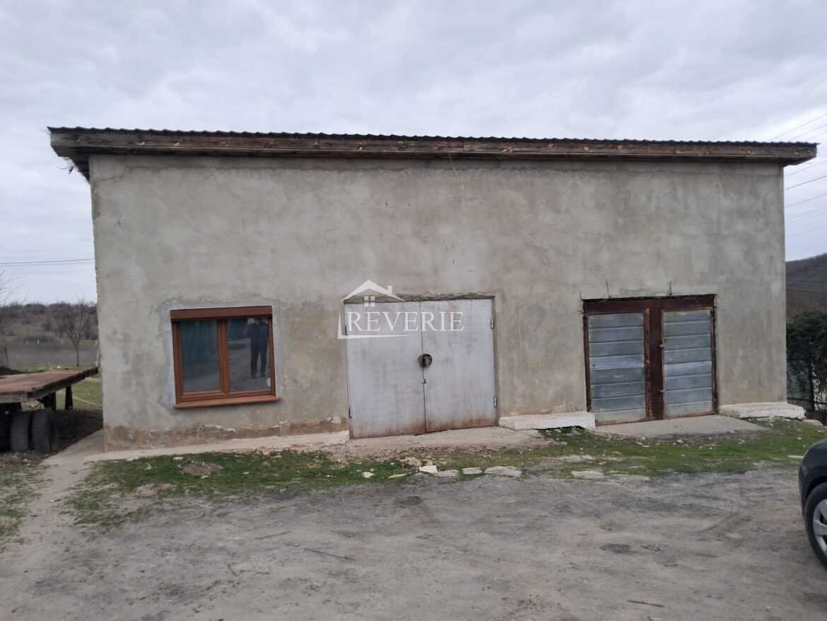 0-60362.  Продается Коммерция Кахул,  Спирин 35000€