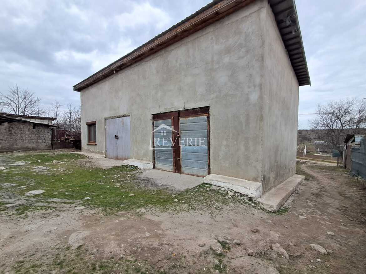 2-1-0-60362.  Продается Коммерция Кахул,  Спирин 35000€
