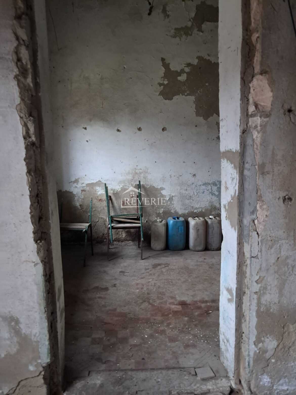 4-3-2-1-0-60362.  Продается Коммерция Кахул,  Спирин 35000€