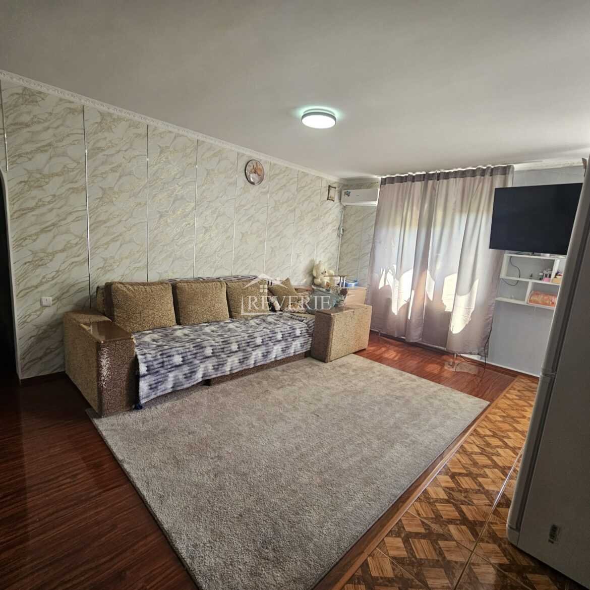 2-1-0-60554.  Se vinde Apartament Кагул,  Centru-Baia Publică 75000€