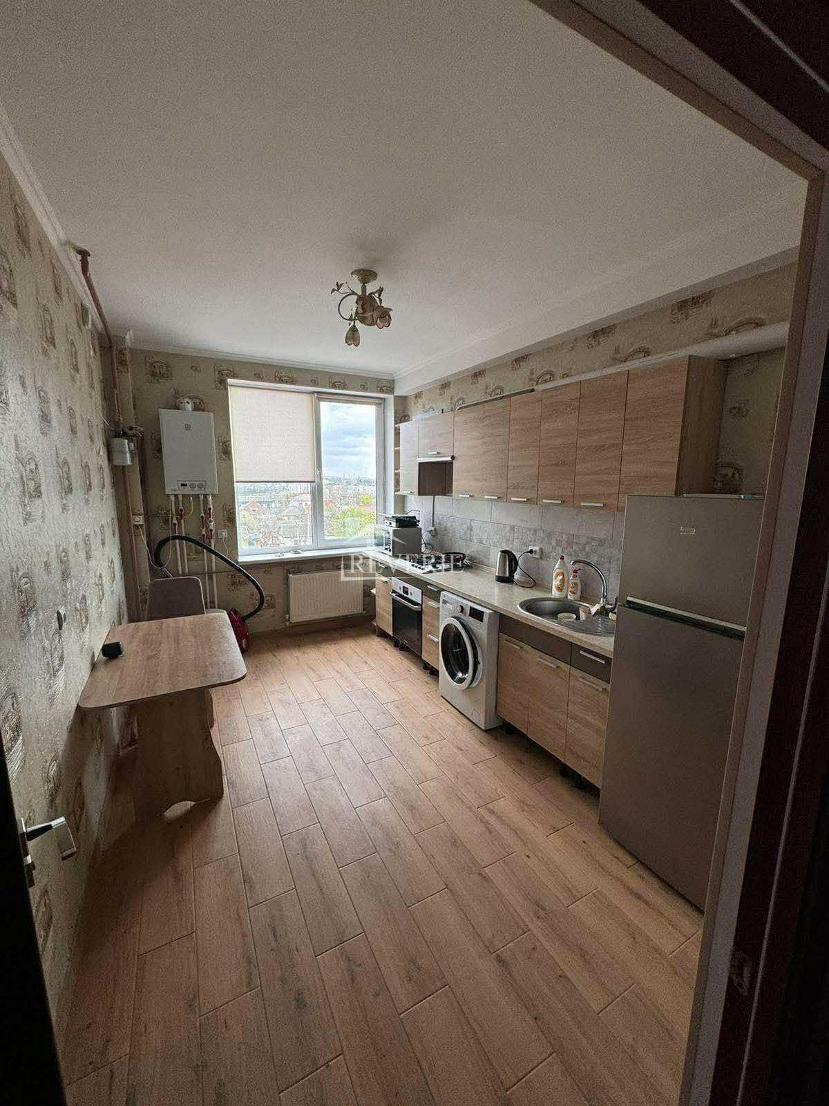 0-60570.  Se vinde Apartament Cahul,  Centru 60000€