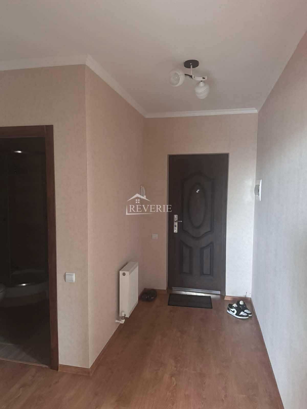 4-3-2-1-0-60570.  Se vinde Apartament Cahul,  Centru 60000€