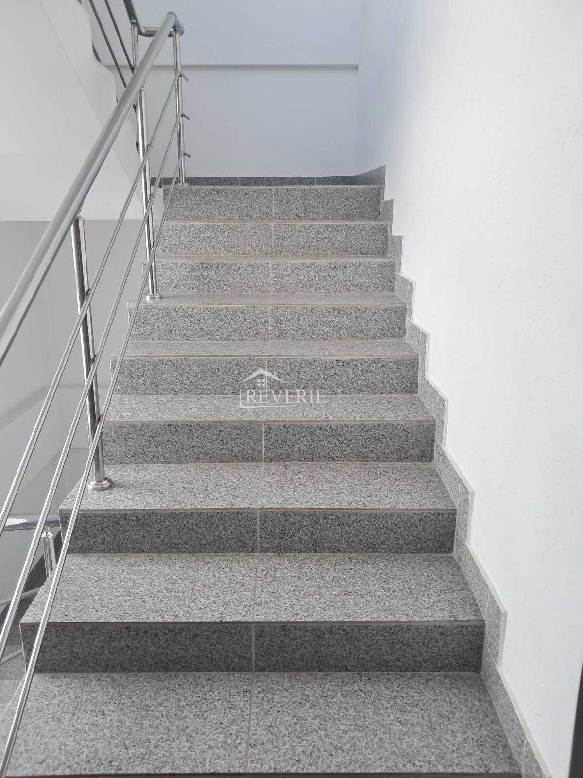 16-15-14-13-12-11-10-9-8-7-6-5-4-3-2-1-0-60623.  Se vinde Apartament Кагул,  Jubileu 115000€