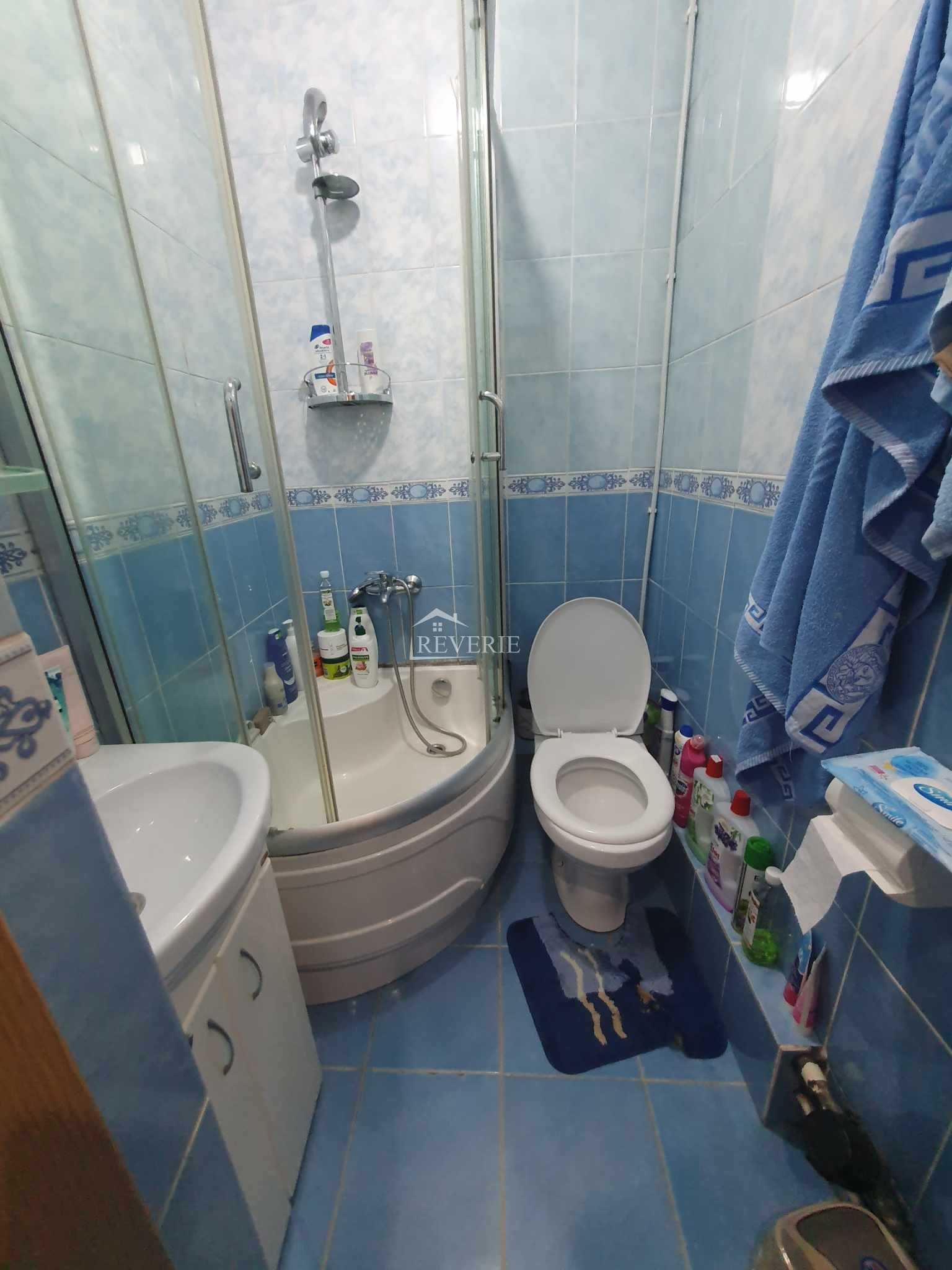 6-5-4-3-2-1-0-60674.  Se vinde Apartament Cahul,  Centru 70000€
