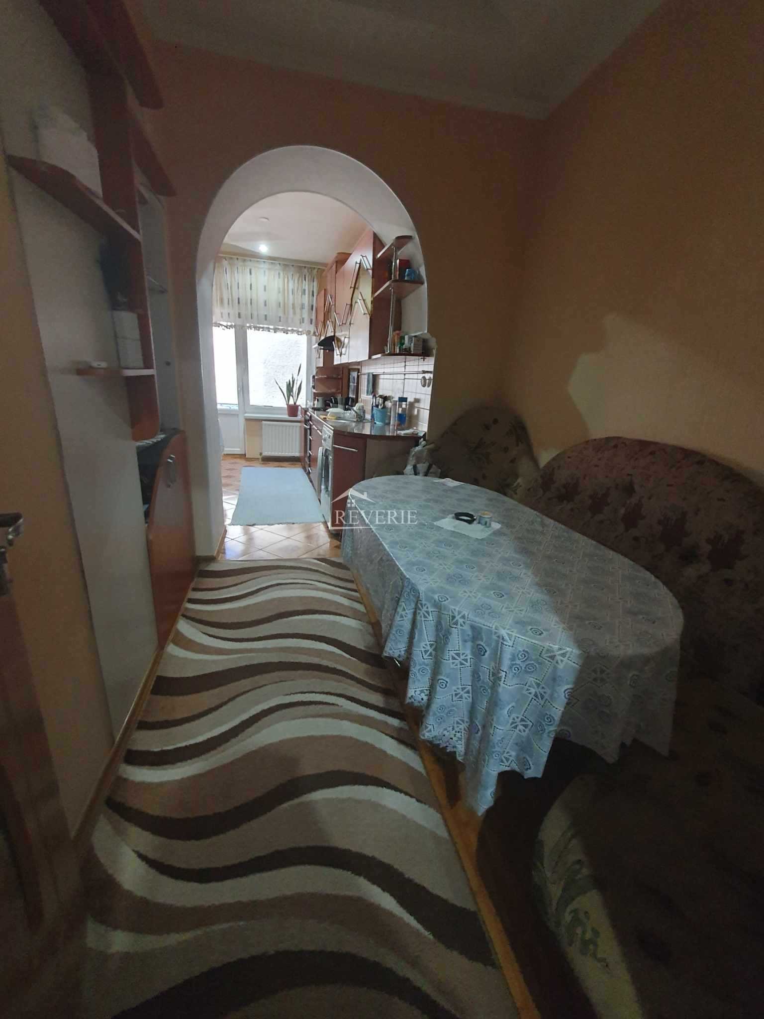 1-0-60674.  Se vinde Apartament Cahul,  Centru 70000€