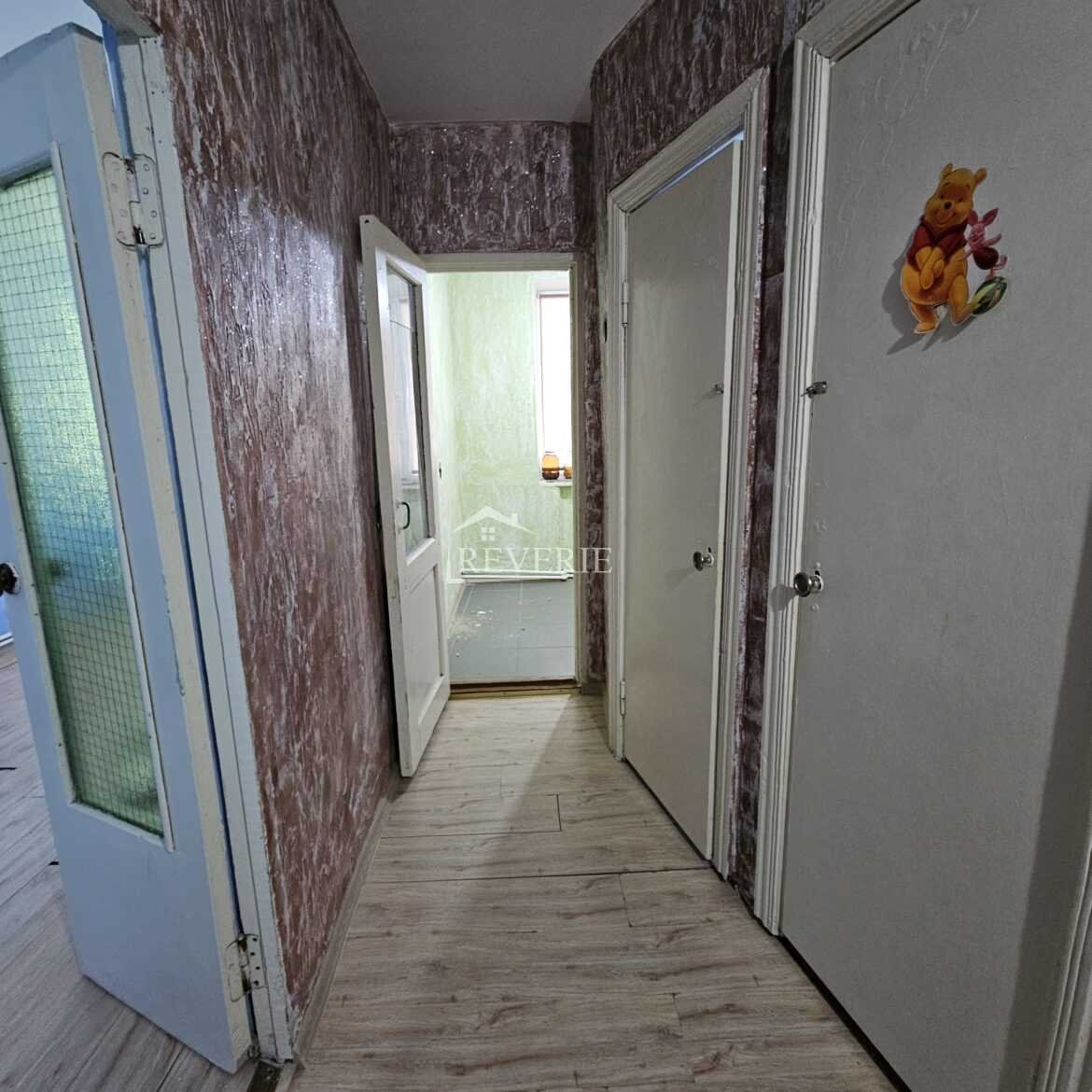 3-2-1-0-60693.  Se vinde Apartament Кагул,  Centru 43000€