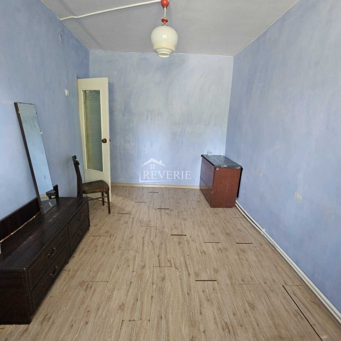 2-1-0-60693.  Se vinde Apartament Кагул,  Centru 43000€