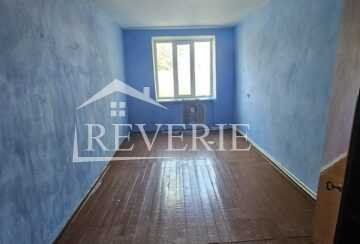 60693.  Se vinde Apartament Кагул,  Centru 43000€