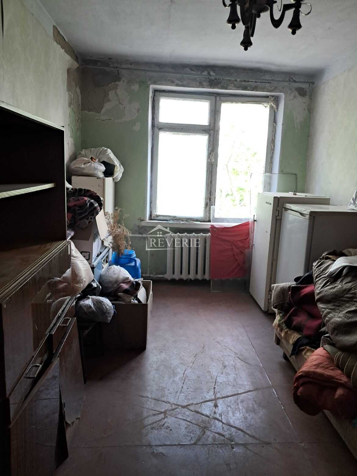 2-1-0-60744.  Продается Квартира Кахул,  Центр-Поликлиника 48000€