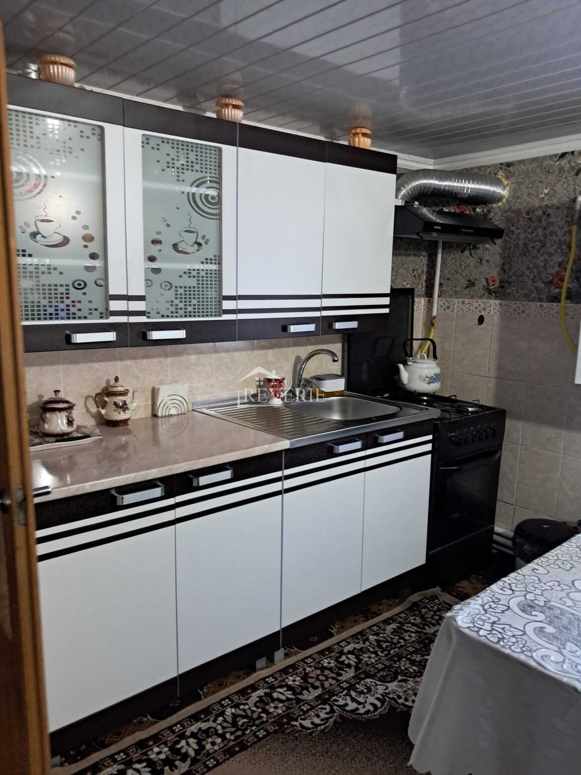 12-11-10-9-8-7-6-5-4-3-2-1-0-60765.  Se vinde Casă Alexanderfeld 52000€