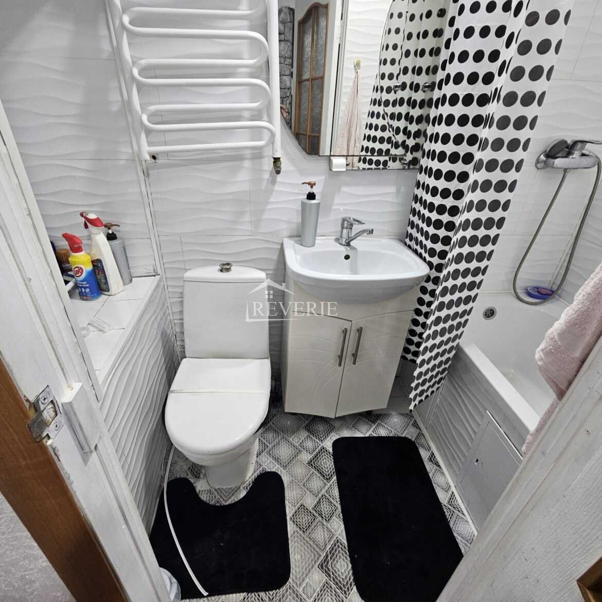 3-2-1-0-60871.  Se vinde Casă Кагул,  Centru 47500€