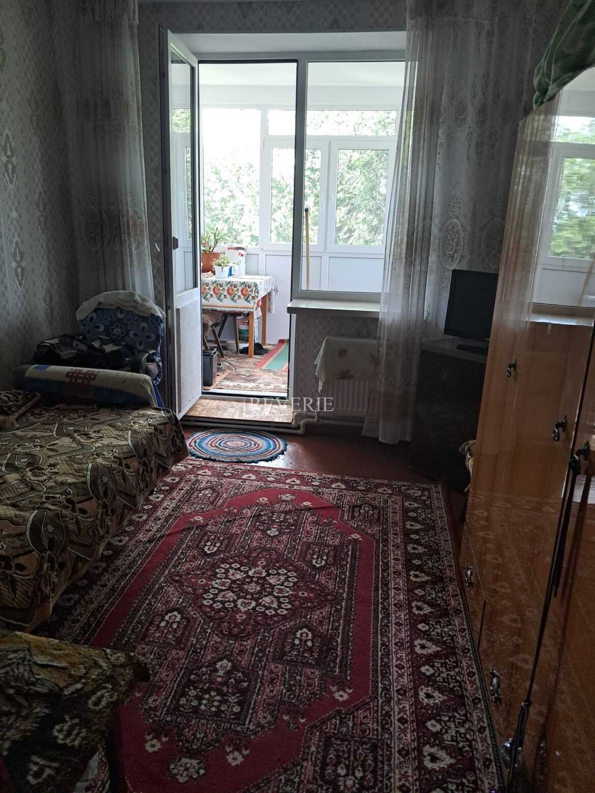 1-0-60895.  Продается Квартира Кахул,  Центр 56000€