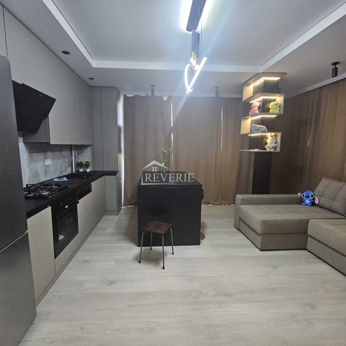 9-8-7-6-5-4-3-2-1-0-60907.  Se vinde Apartament Кагул,  Micro Raionul 15 100000€