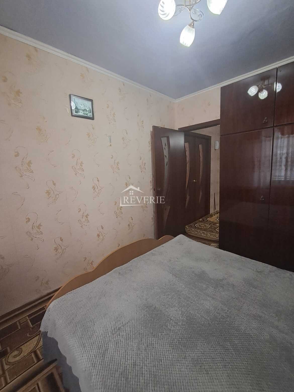 4-3-2-1-0-60924.  Продается Квартира Кахул,  Центр 65000€