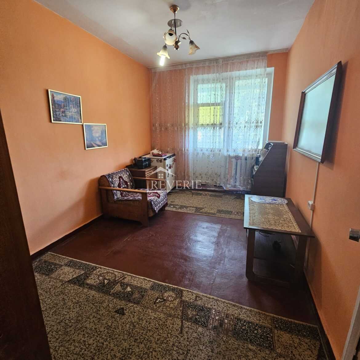 0-60958.  Se vinde Apartament Кагул,  Centru 72000€