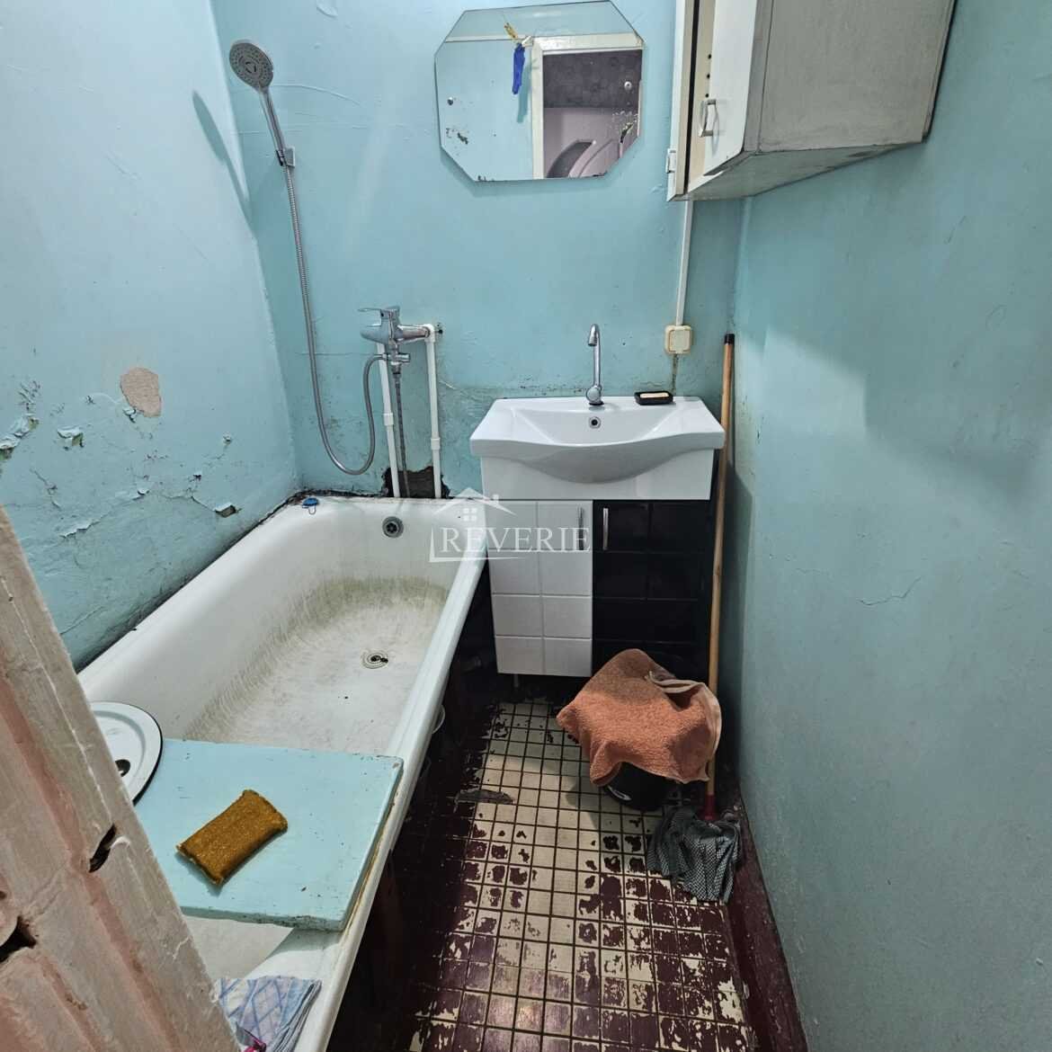 3-2-1-0-60958.  Se vinde Apartament Кагул,  Centru 72000€