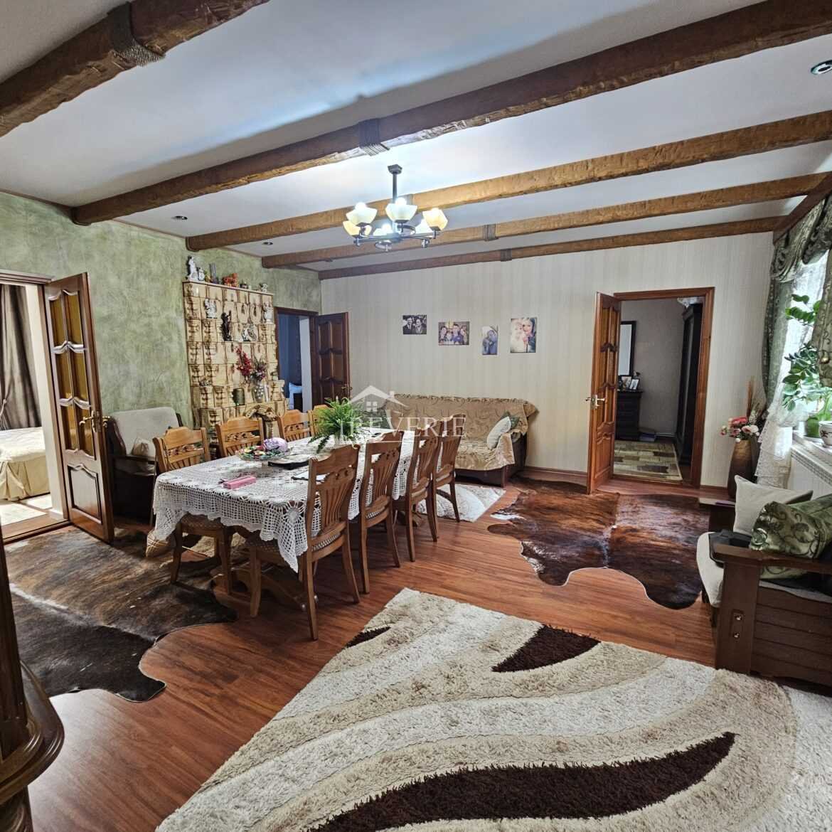 9-8-7-6-5-4-3-2-1-0-60997.  Se vinde Casă Cahul,  Centru 220000€