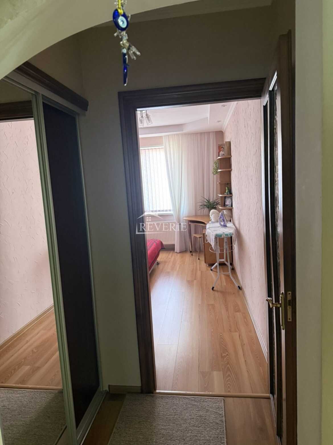 4-3-2-1-0-61026.  Se vinde Apartament Кагул,  Micro Raionul 15 65000€