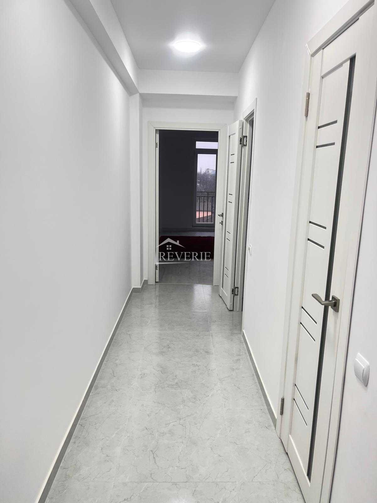 5-4-3-2-1-0-61051.  Se vinde Apartament Cahul,  Centru 130000€