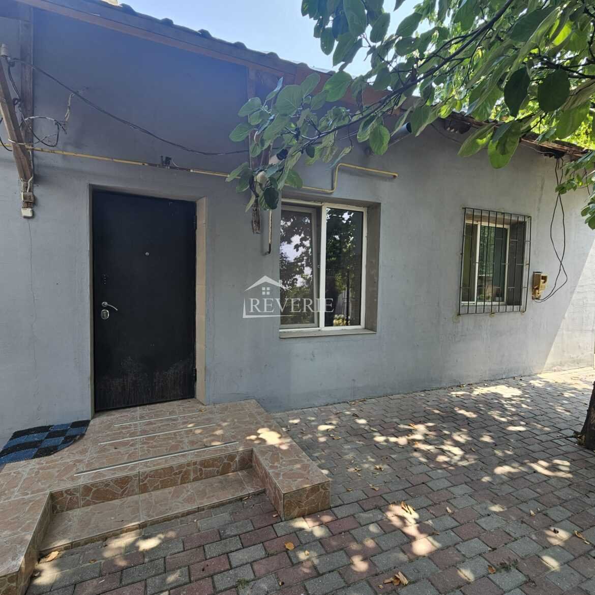 0-61161.  Se vinde Apartament la sol Кагул,  Autogara 45000€