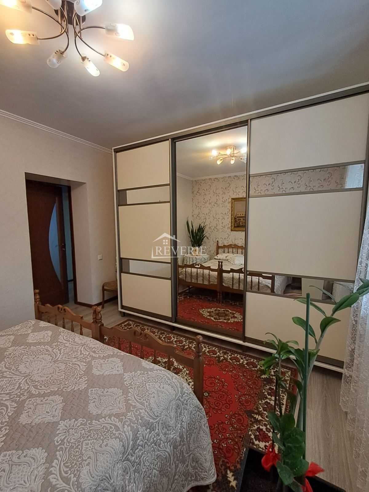 19-18-17-16-15-14-13-12-11-10-9-8-7-6-5-4-3-2-1-0-61201.  Se vinde Casă Кагул,  Lapaevca 160000€