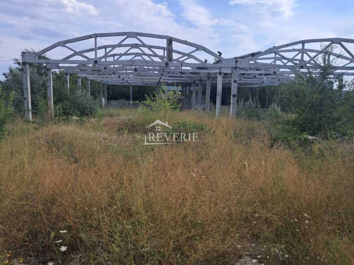 1-0-61237.  Продается Земельный Участок Кахул,  Гидро 400000€