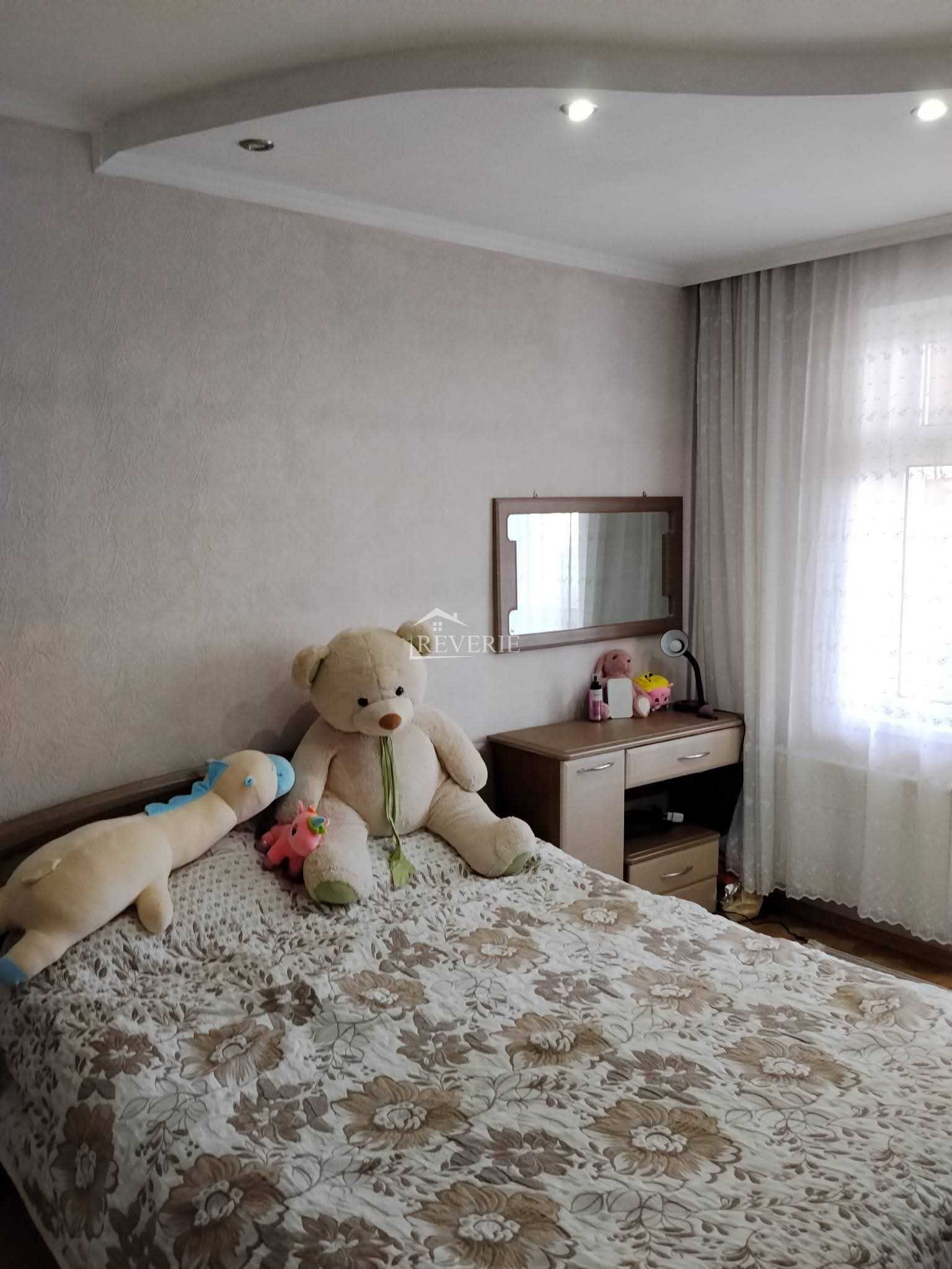 6-5-4-3-2-1-0-61268.  Se vinde Apartament Cahul,  Centru 90000€
