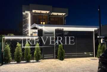 61333.  Se vinde Casă Cahul,  Centru 330000€