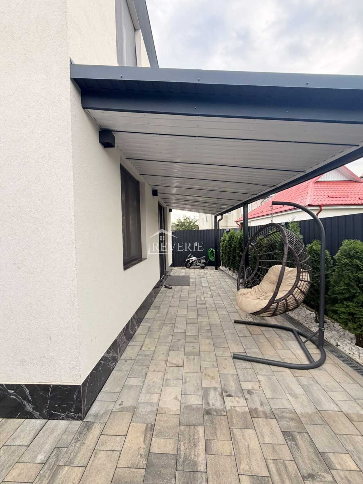 8-7-6-5-4-3-2-1-0-61333.  Se vinde Casă Кагул,  Centru 330000€