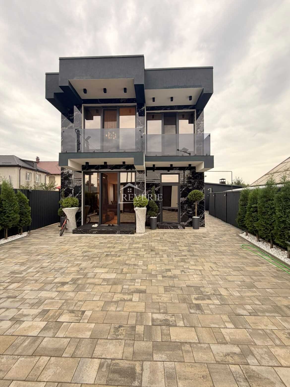 1-0-61333.  Se vinde Casă Кагул,  Centru 330000€