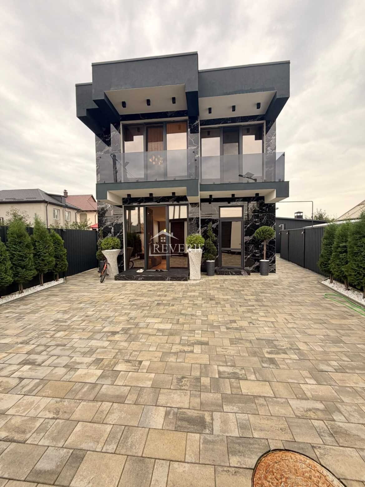 2-1-0-61333.  Se vinde Casă Кагул,  Centru 330000€