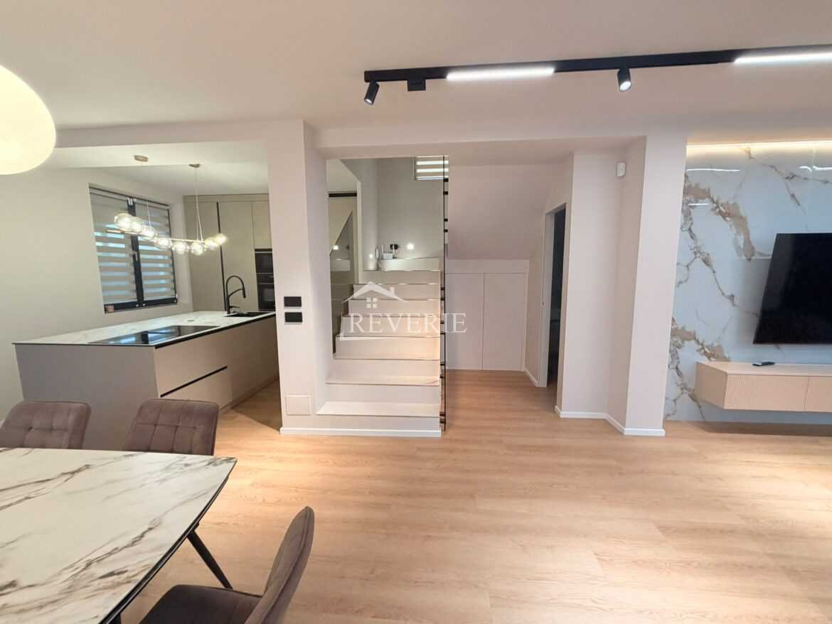 12-11-10-9-8-7-6-5-4-3-2-1-0-61333.  Se vinde Casă Кагул,  Centru 330000€