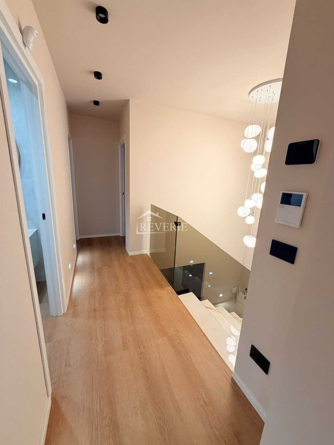 17-16-15-14-13-12-11-10-9-8-7-6-5-4-3-2-1-0-61333.  Se vinde Casă Кагул,  Centru 330000€