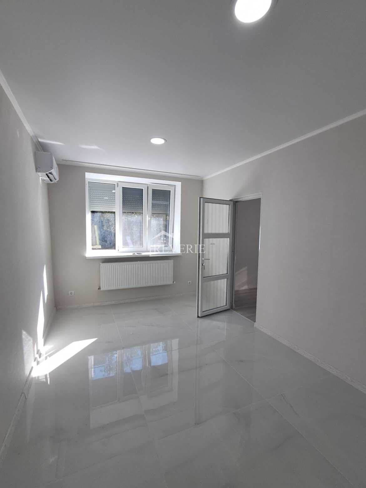 0-61399.  Se vinde Apartament Кагул,  Centru 78000€