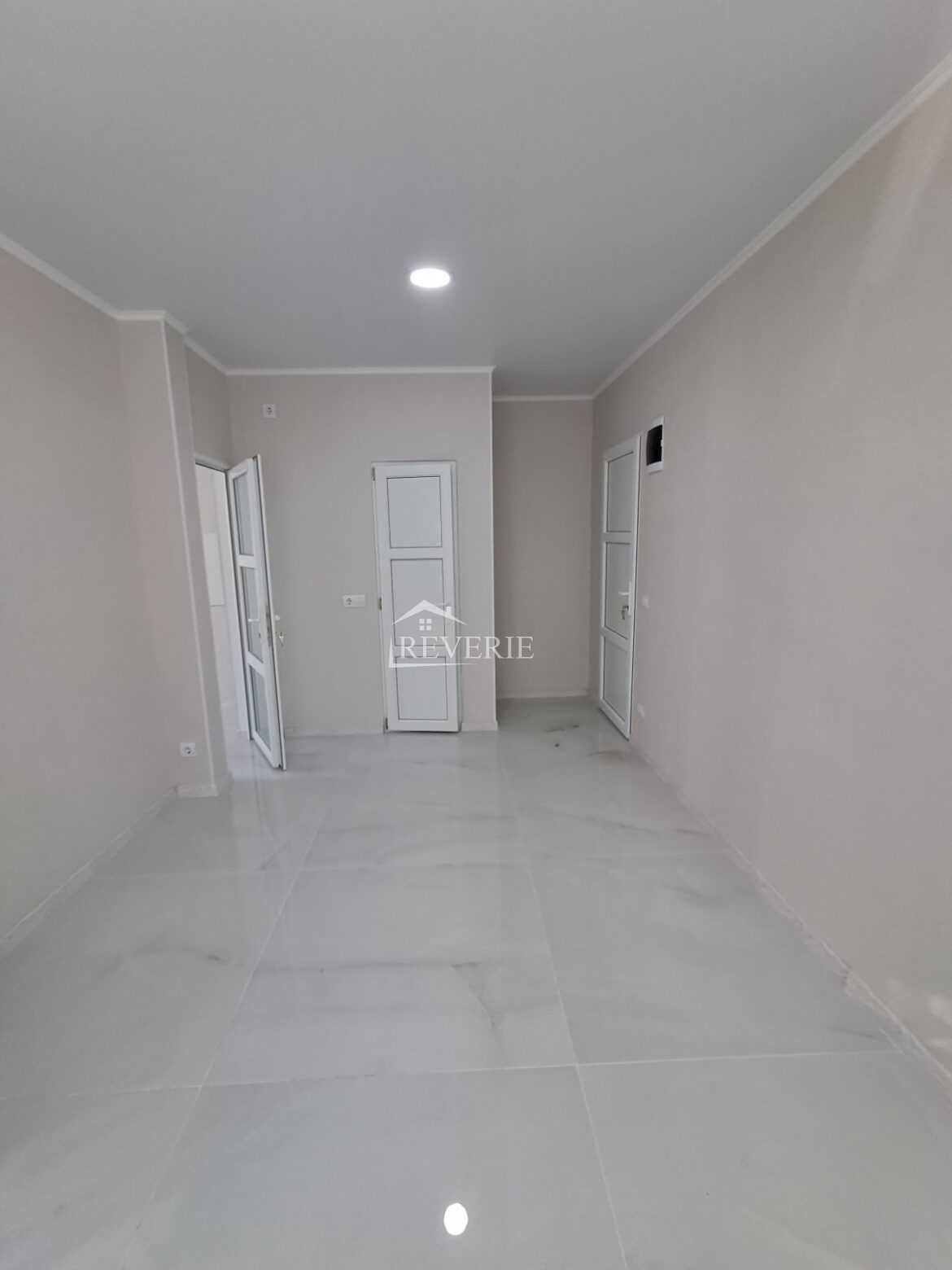 10-9-8-7-6-5-4-3-2-1-0-61399.  Se vinde Apartament Кагул,  Centru 78000€