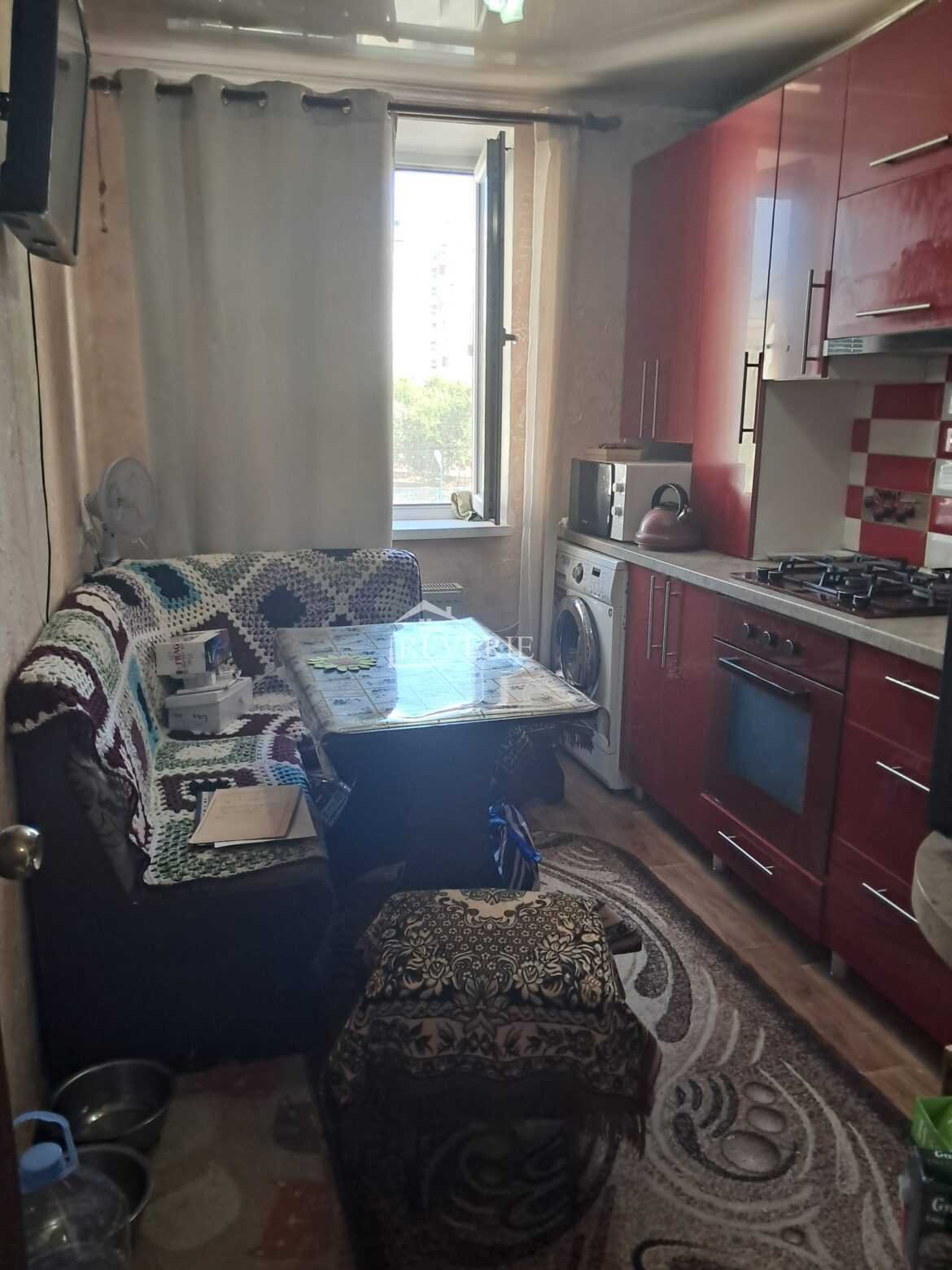4-3-2-1-0-61416.  Продается Квартира Кахул,  Лапаевка 60000€